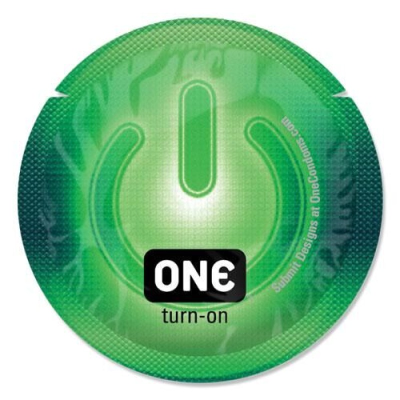Презерватив ONE Glowing Pleasures, 1 шт, світиться в темряві, зі змазкою