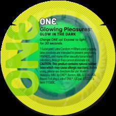 Презерватив ONE Glowing Pleasures, 1 шт, світиться в темряві, зі змазкою