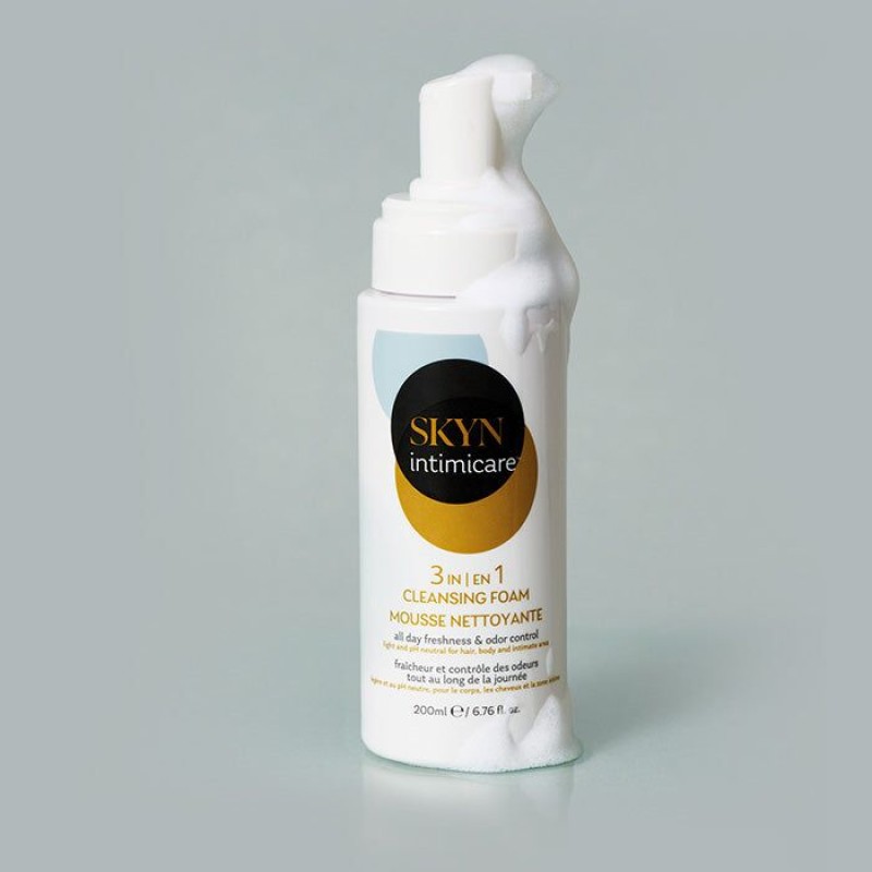 Піна для інтимного догляду SKYN Intimicare 3 in 1 Cleansing Foam 200 мл