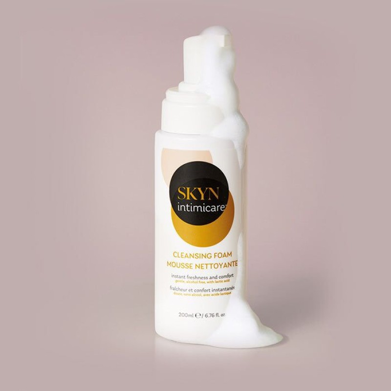 Піна для інтимного догляду SKYN Intimicare Cleansing Foam 200 мл