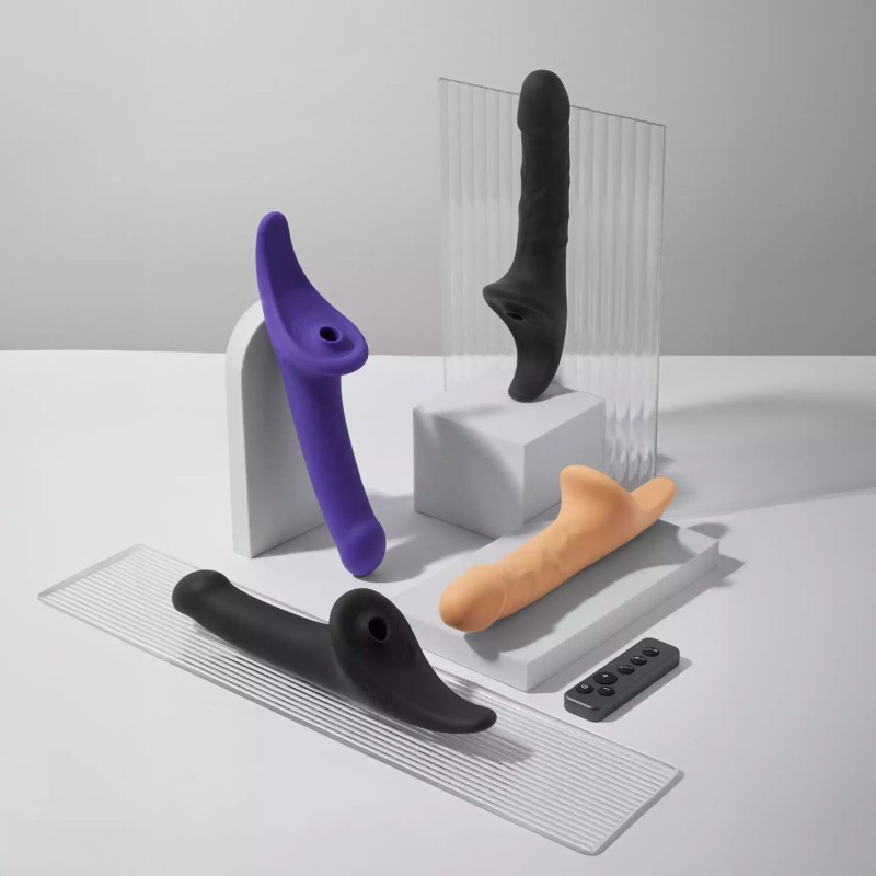 Вібронасадка для страпону з вакуумною стимуляцією Strap-On-Me Multi Orgasm Realistic Dildo M Black
