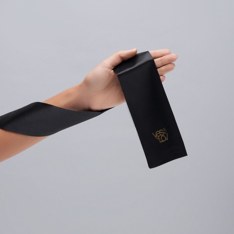 Сатиновая повязка на глаза YESforLOV BLACK SATIN BLINDFOLD (мятая упаковка!!!)